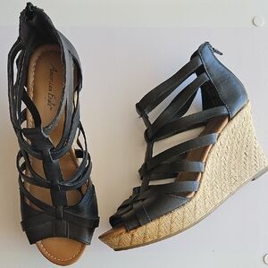 American Eagle Outfitters Black and Tan Wedge Espadrilles